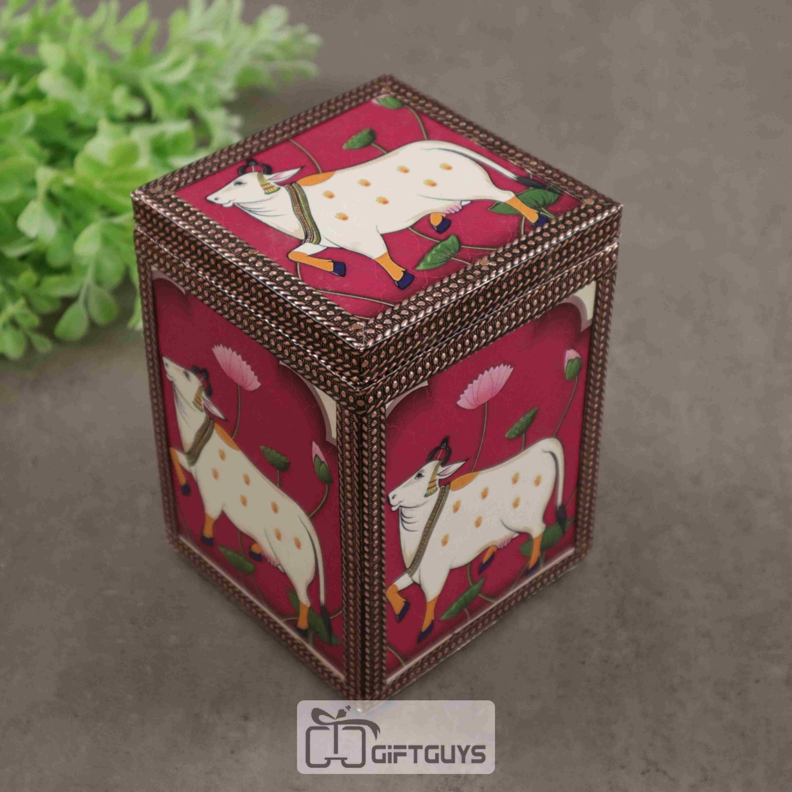 Oxidised Cow Pichwai Printed Dryfruit Box